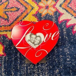 NIB Carlton Cards Red Heart Picture Frame